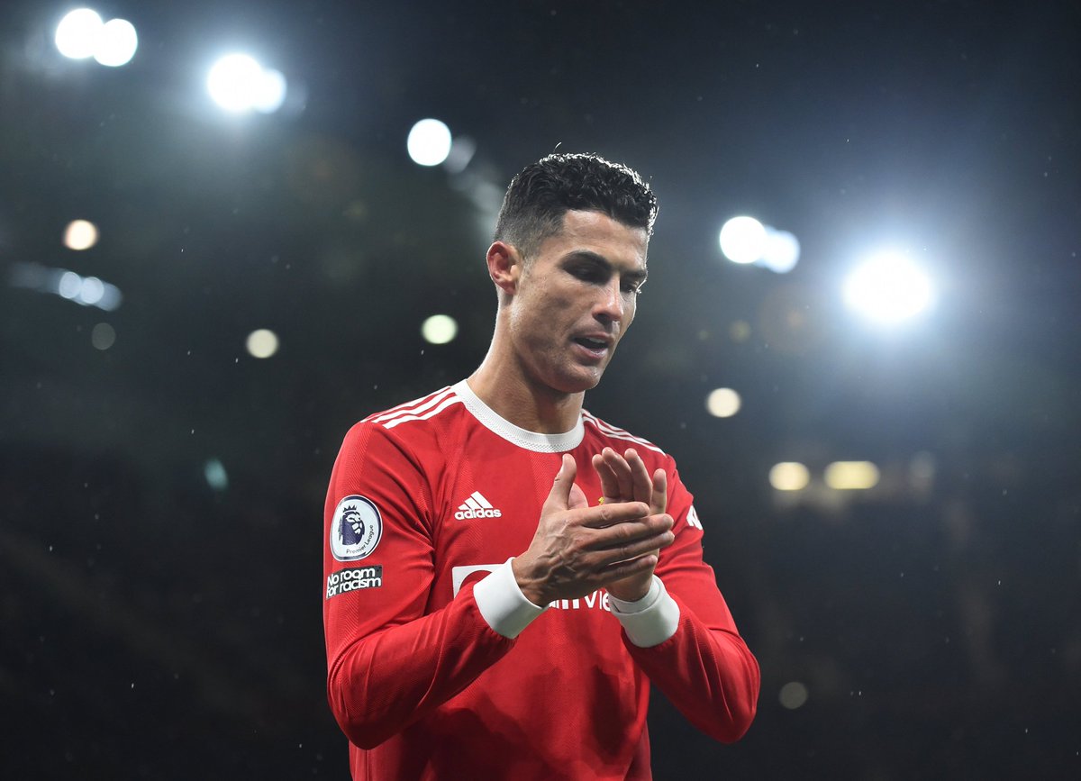 NoodleHairCR7's tweet photo. The day Cristiano Ronaldo retires will be the saddest day in football. https://t.co/PZXtQGoexf