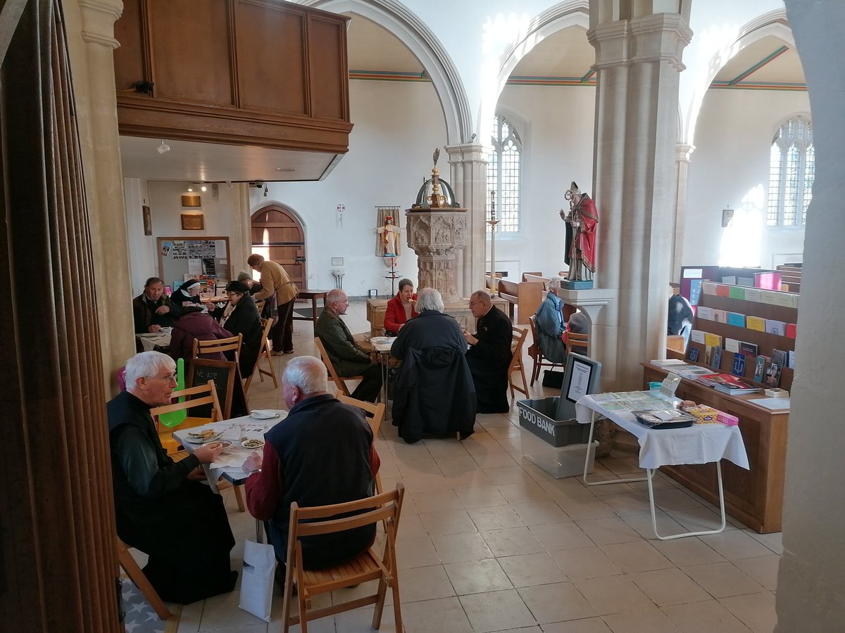 PrincipalSSHO's tweet image. Mass was offered today for the people of Ukraine. It also marked the beginning of our Lent Appeal in aid of the Parish of St Hilda's Cross Green in the Diocese of Leeds. #supportingoneanother @DarrenPercival6 @DioceseNorwich @bishopnorwich @SSCHOLYCROSS @SeeRichborough