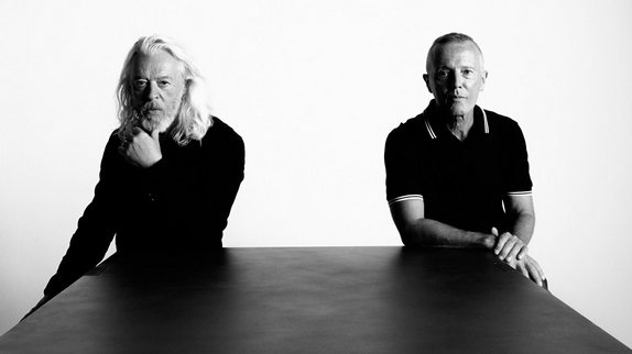 Purecharts (@purecharts) on Twitter photo "Cet album n'est pas personnel ou politique, c'est un mélange de messages" : <a href="/tearsforfears/">Tears for Fears</a> en interview pour la sortie de #TheTippingPoint ➡️ chartsinfrance.net/Tears-For-Fear… <a href="/DeccaRecordsFr/">Decca Records France</a> "Cet album n'est pas personnel ou politique, c'est un mélange de messages" : <a href="/tearsforfears/">Tears for Fears</a> en interview pour la sortie de #TheTippingPoint ➡️ chartsinfrance.net/Tears-For-Fear… <a href="/DeccaRecordsFr/">Decca Records France</a>