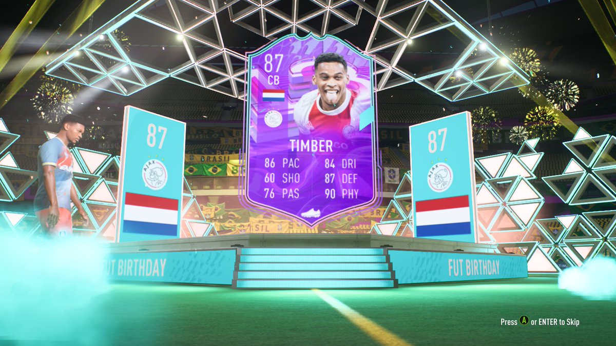OnlyKron9's tweet photo. Decided to do him but who will he link with? 
#FUT22 #FUTBirthday #FUT https://t.co/72An4HTTmB