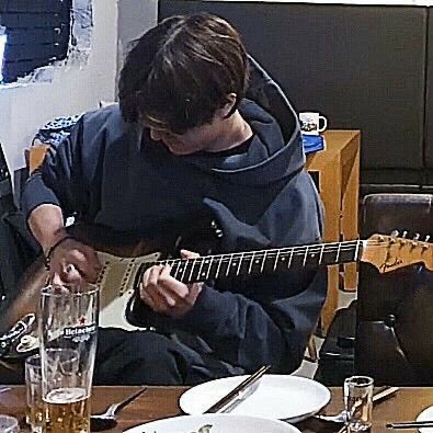 heypiaaaa's tweet photo. Katanya cuma nganggep adik, tapi kok kasih perhatian lebih?
⁃ Chanyeol, Jisoo AU https://t.co/bqkbTBJQMd