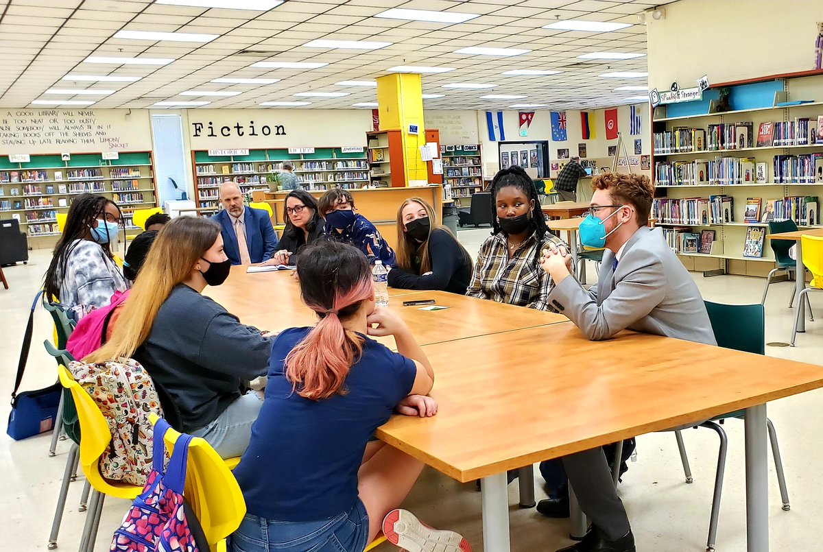 Thank you <a href="/BaltCoSMOB/">BCPS SMOB</a> and <a href="/SantosBCPS/">Larissa Santos</a> for visiting Stemmers Run Middle! The SGA panel enjoyed sharing their experiences and appreciated you listening to their ideas! <a href="/AllemanKalyn/">Kalyn Alleman</a> @SRMS_Principal <a href="/StemmersRunMS/">Stemmers Run Middle</a>