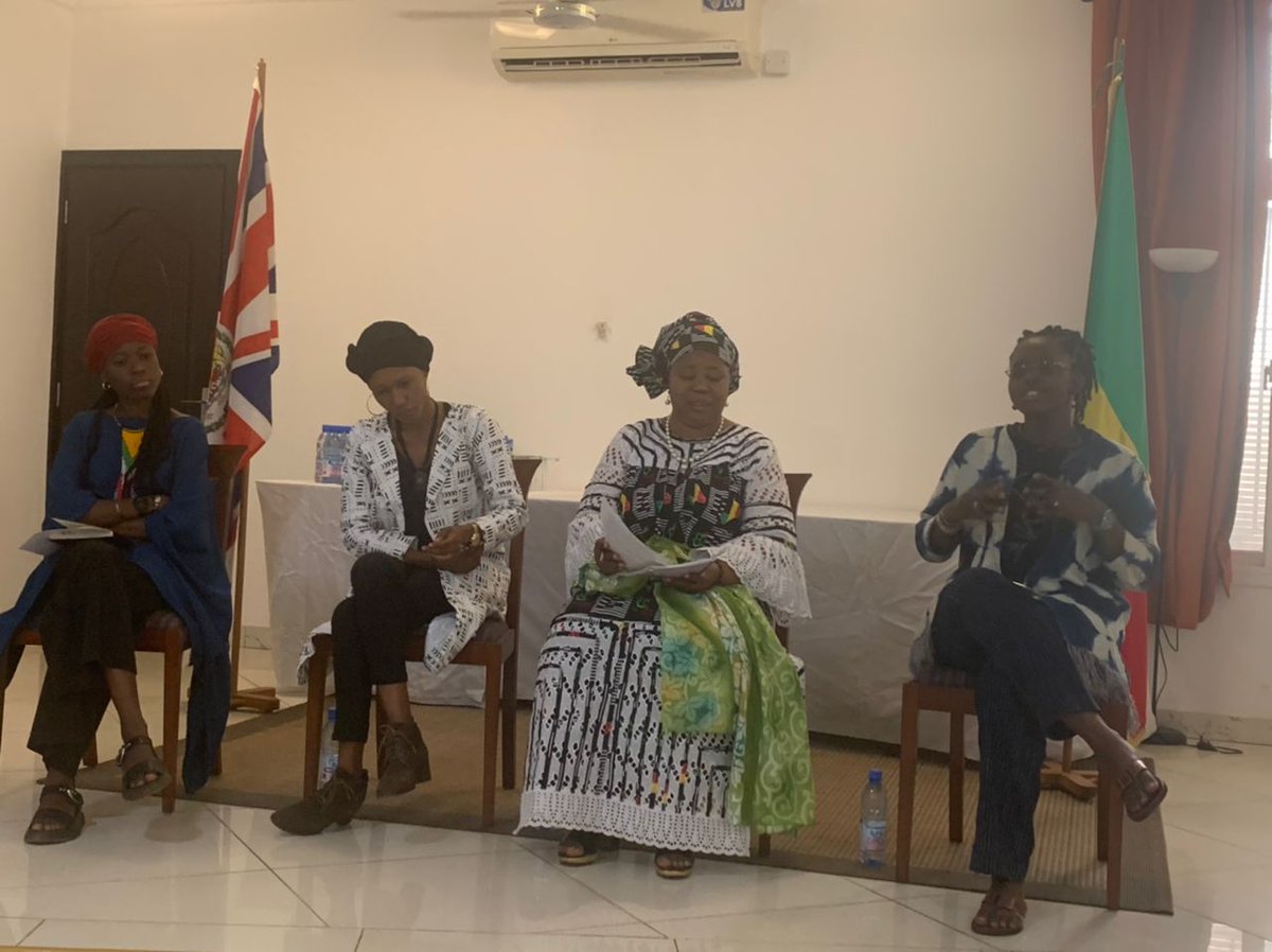 cha_sangk's tweet photo. Des moments forts en émotions et en sens @uk_mali sur la persistance des VBGs dans la vie de tous les jours de la malienne. Un standing ovation au super groupe #maralinke &amp; la talentueuse Hawa Aliou N'Diaye pour Kuma #8mars https://t.co/osfztkv9G6