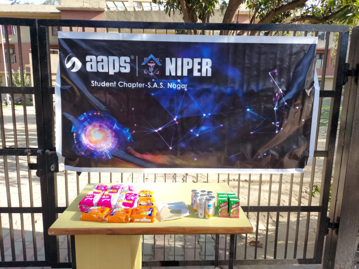 NIPER_AAPS's tweet photo. AAPS- Student chapter wishes all the incredible women a Happy Women’s Day!!
On this occasion members of AAPS- Student Chapter paid sincere gratitude to the female workers of NIPER S.A.S. Nagar by distributing sanitary napkins, probiotics and masks to them.
#AAPS #NIPERSASNagar https://t.co/6ZC2Pg1w8P