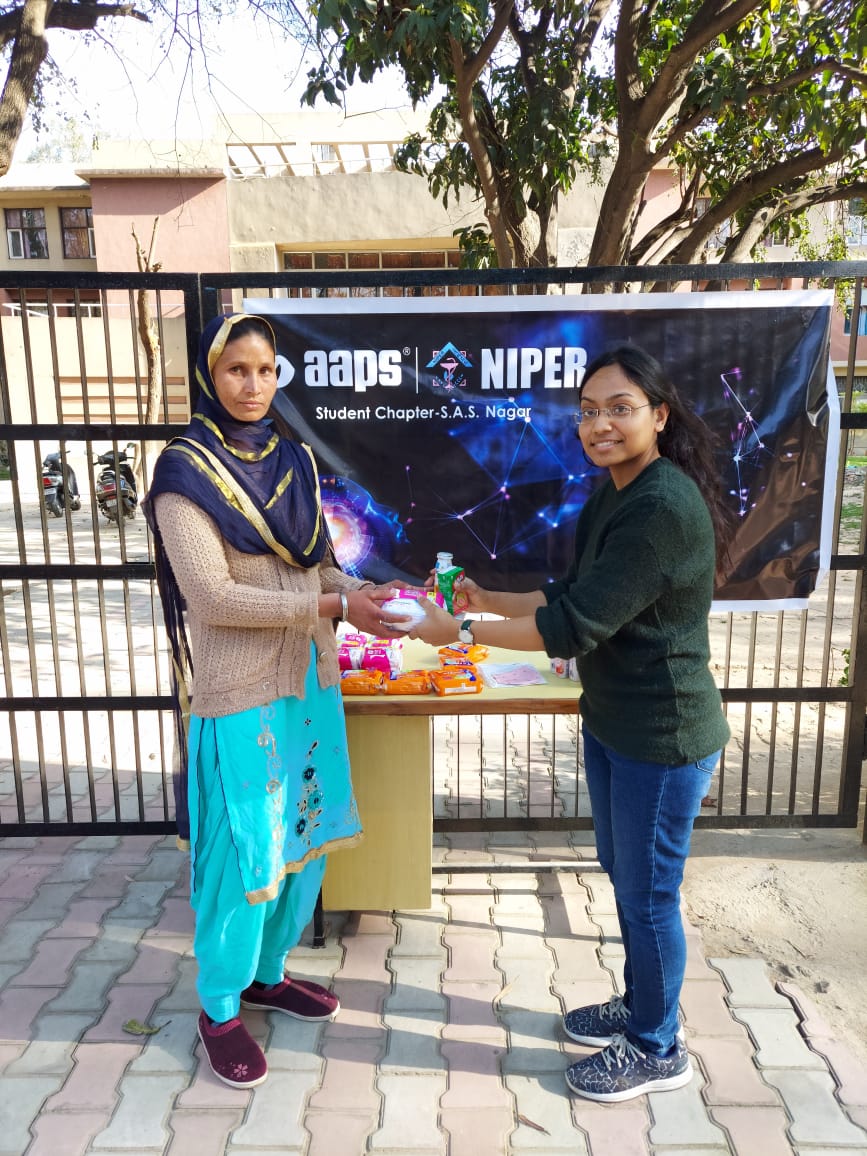 NIPER_AAPS's tweet photo. AAPS- Student chapter wishes all the incredible women a Happy Women’s Day!!
On this occasion members of AAPS- Student Chapter paid sincere gratitude to the female workers of NIPER S.A.S. Nagar by distributing sanitary napkins, probiotics and masks to them.
#AAPS #NIPERSASNagar https://t.co/6ZC2Pg1w8P