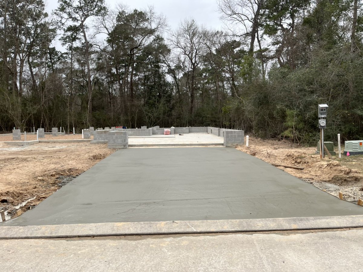 ANDREWPEAR1's tweet photo. SOLD! Another custom inventory home sold in The Woodlands Reserve before completion! 🤩🙌 We are excited to welcome another family into the Frankel community 🏡❤️Stay tuned for progress on our next custom inventory home
https://t.co/pW30VZQk5A
#customhome #texasluxuryrealestate https://t.co/9tXlIR1pMu