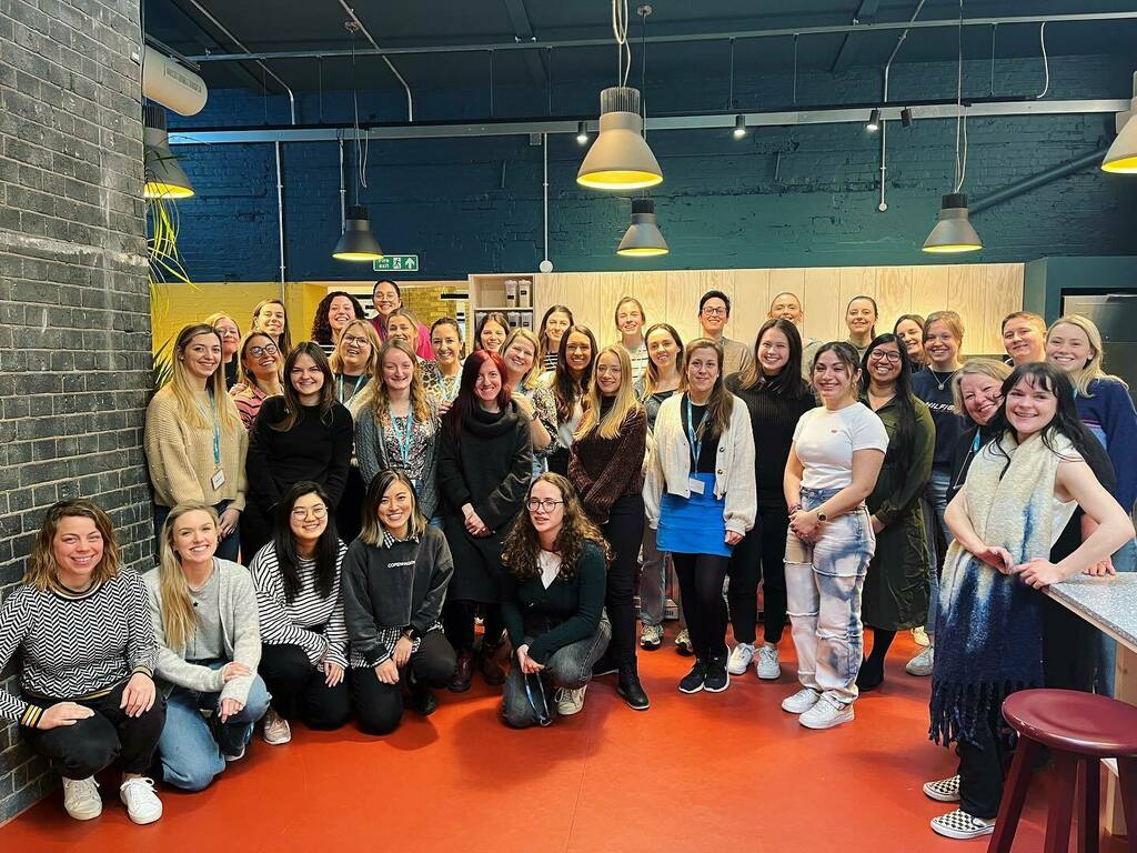 Working in tech can unfortunately mean not getting to work with many women. At accuRx, we’re proud to #breakthebias by building a diverse team that reflects our users within the NHS and their patients.

Over the last year, we’ve hired 58 people who ident… instagr.am/p/Ca2Zl_4ogla/