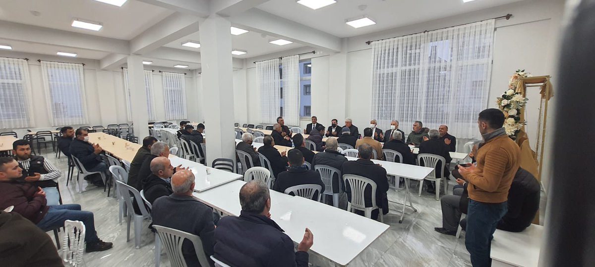 ahmetarslan36's tweet photo. Ankara’da ahirete irtihal eden hemşerilerimizden Gerden Çelik’in ailesine taziye ziyaretinde bulunduk.

Merhumeye Allah’tan rahmet; eşi Zeki Çelik ve evlatları ile yakınlarına başsağlığı ve sabırlar diliyorum. https://t.co/vTliQ96fjE