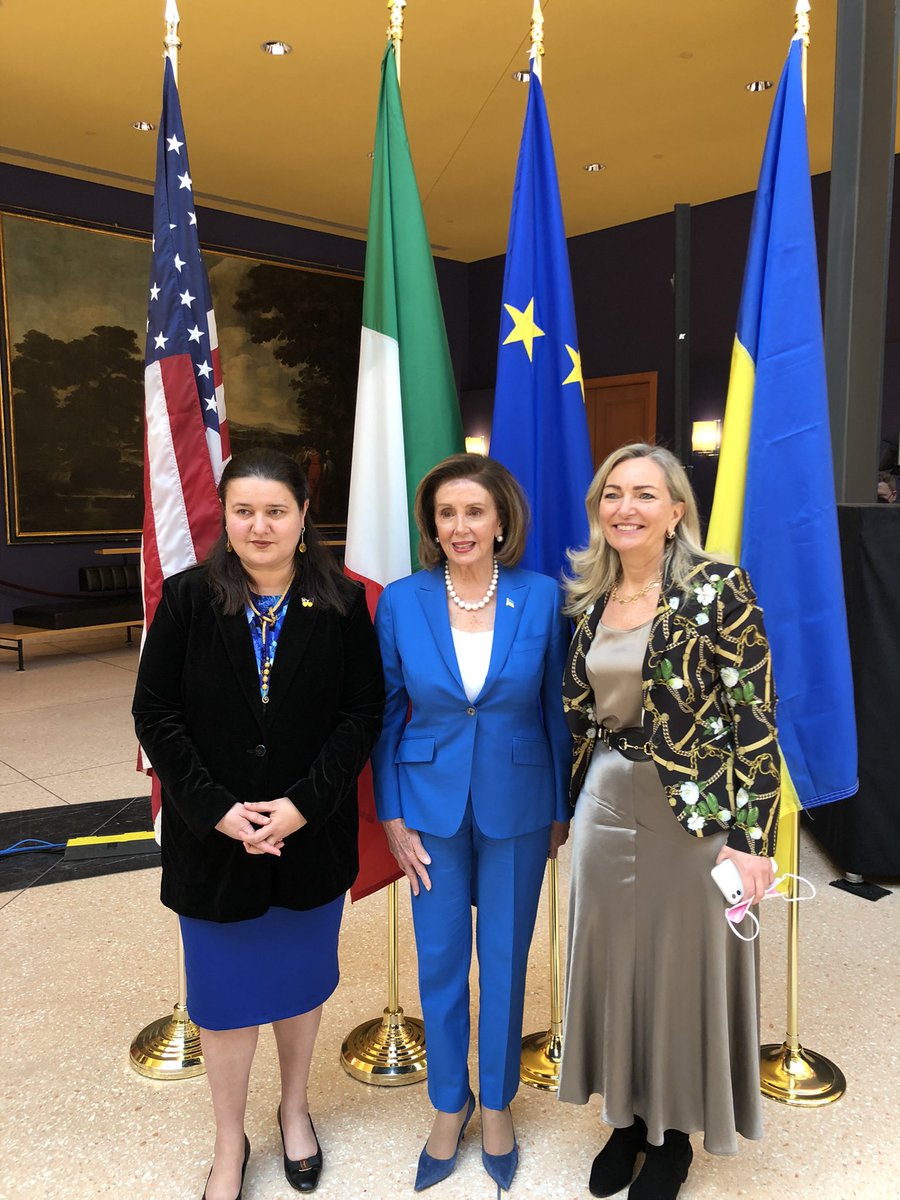 Italy in US tweet media