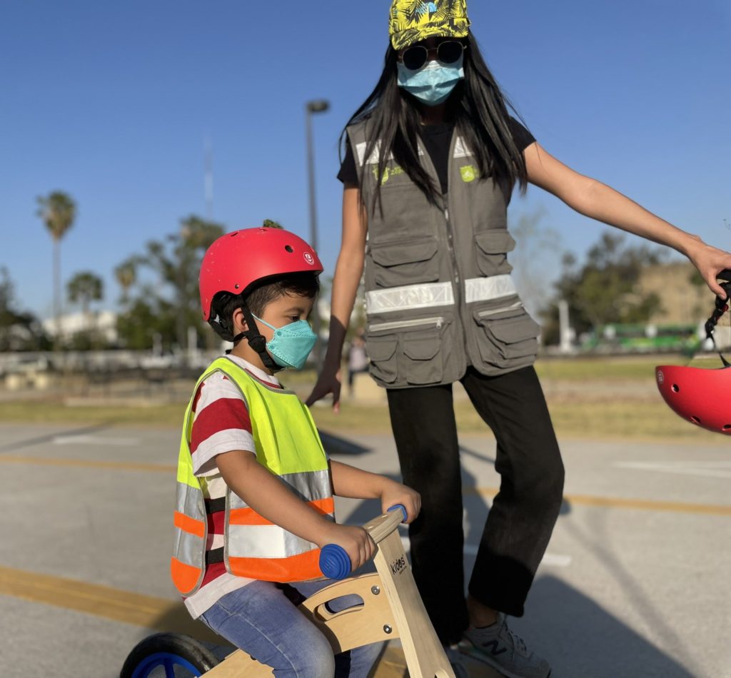 Los Lugares Amigables para la Primera Infancia (LAPIS) se llevan a cabo mediante la metodología Placemaking basada en procesos participativos que buscan la regeneración y apropiación de espacios públicos. Cocreación de <a href="/PlacemakingMx/">Placemaking México</a>  ow.ly/Pjau30scRWG