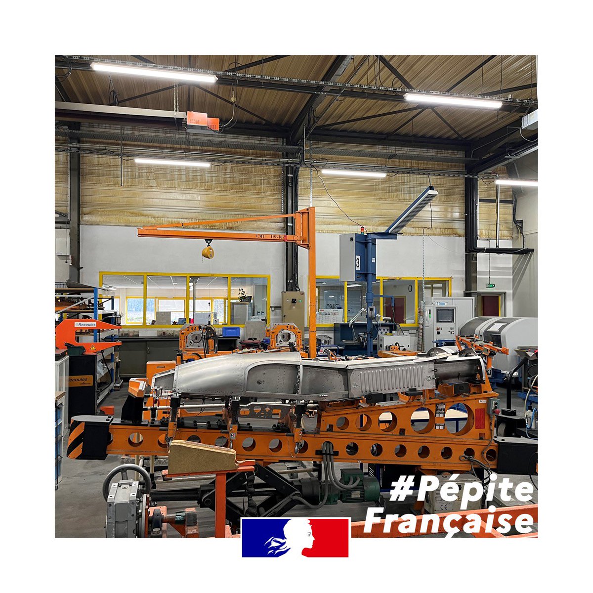 franckriester's tweet photo. #PepiteFrançaise | L’aéronautique 🇫🇷 peut compter sur des ETI familiales comme @Recaero_Group ✈️, spécialisée dans la fabrication sur-mesure de pièces pour les constructeurs ! Un savoir-faire unique depuis 1993, fondé sur la transmission du geste et la formation interne. https://t.co/5TjmyXQYx8