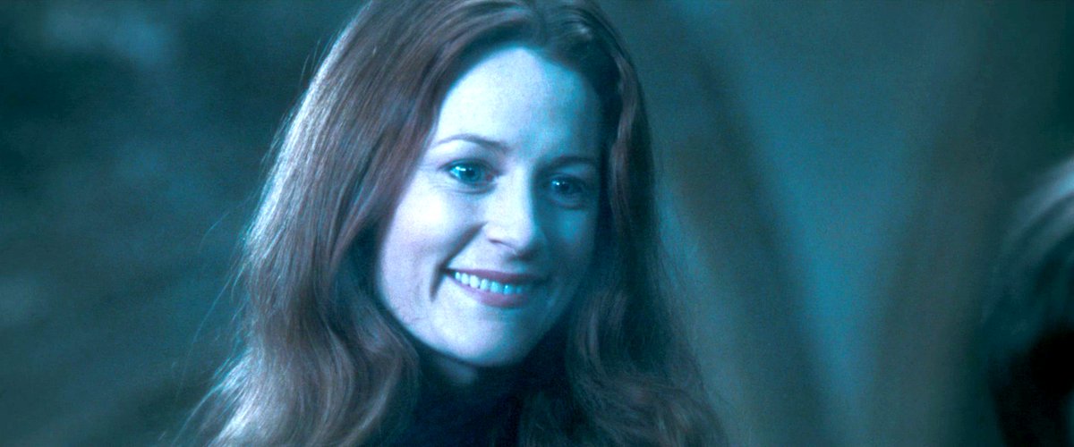 wizardngworldtr's tweet photo. Güçlü kadın karakterleriyle, seriye harika isimler kazandırmış J.K. Rowling'e teşekkür ederiz. 8 Mart Dünya Kadınlar Günü Kutlu Olsun! https://t.co/J3S2WJw6Ei
