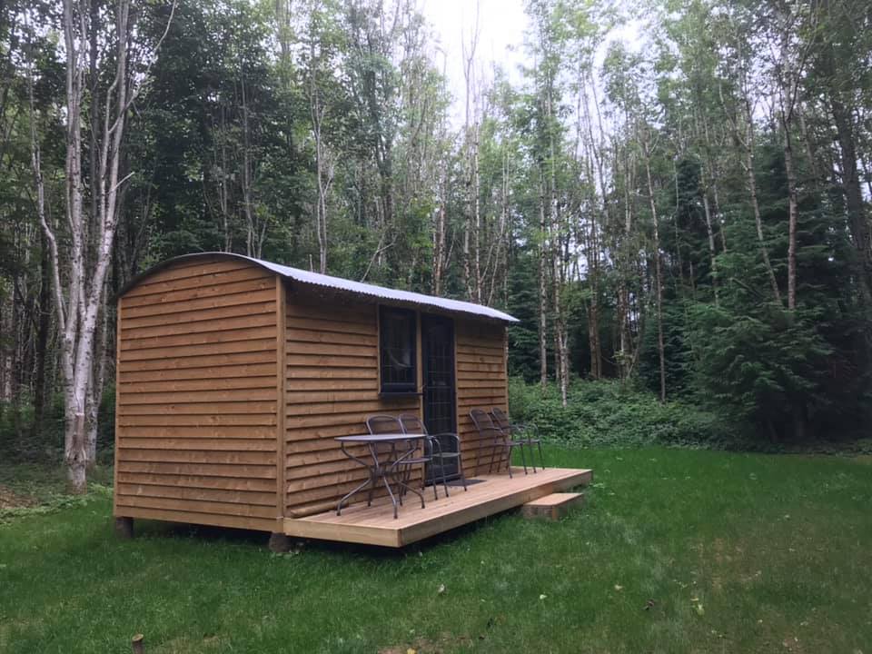 Camping_Direct's tweet photo. 💚"Breathtakingly beautiful complemented by the wonderful staff Laura and Jimmy, if perfection was a place this would be it!"
https://t.co/8CQ01JUdHU
#Rattery #SouthBrent #Devon #GuestReview #Woodland #Glamping #Camping #Firepit #Walking #Cycling https://t.co/BXrGeQeveF