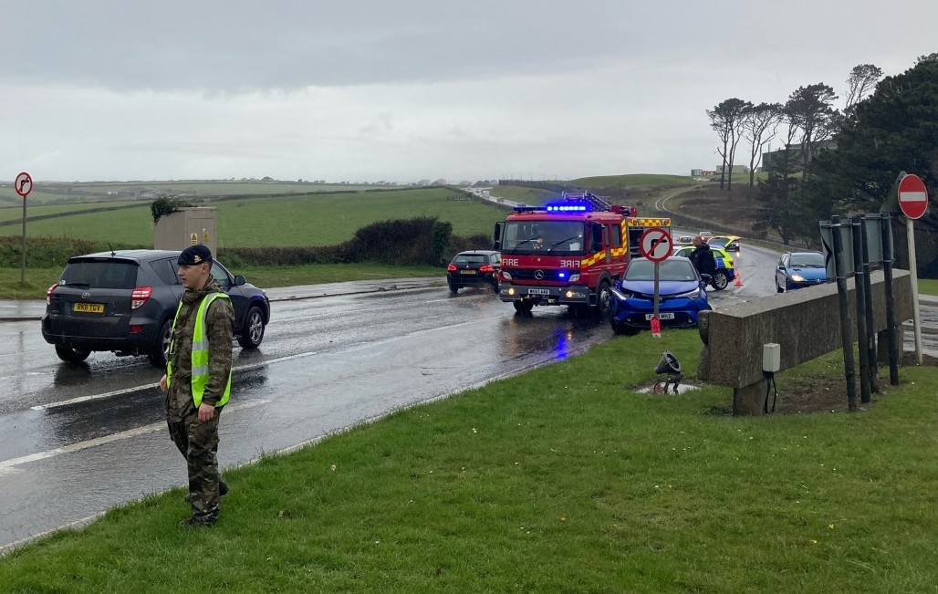 RNASCuldrose's tweet photo. Security and medical personnel from RNAS Culdrose acted swiftly to help the drivers, and marshal traffic until the police arrived, after a two-car crash on the A3083 outside the main gate, today just after noon #Helston #traffic We hope the drivers are ok. Picture: RNAS Culdrose https://t.co/QmbDWyAs9O
