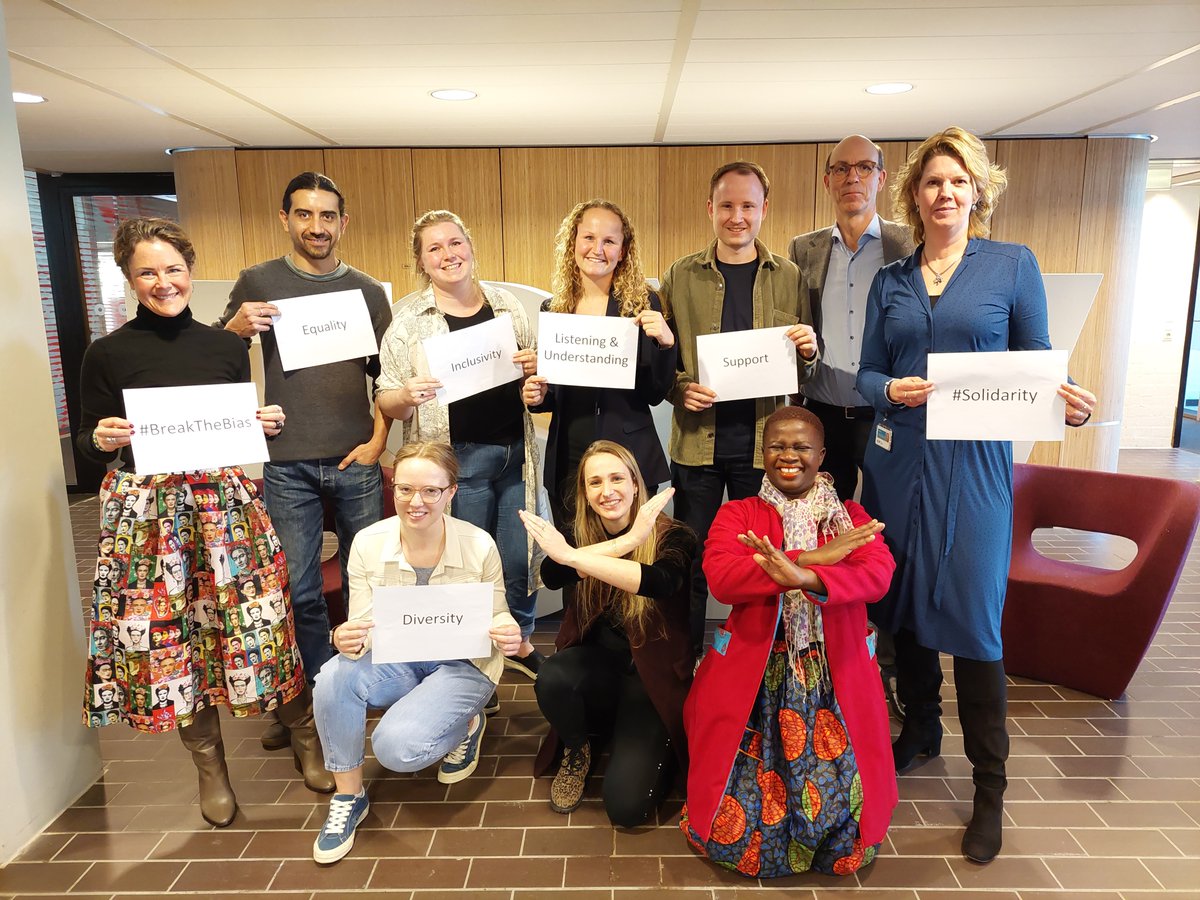 Be part of a movement towards an inclusive, equitable, and supportive work or study environment that is free of bias! Today, on #IWD2022, the Werkgroep Vrouwelijk Talent asks everybody to collaboratively #BreakTheBias in our environment. Cross your arms and show your #Solidarity!