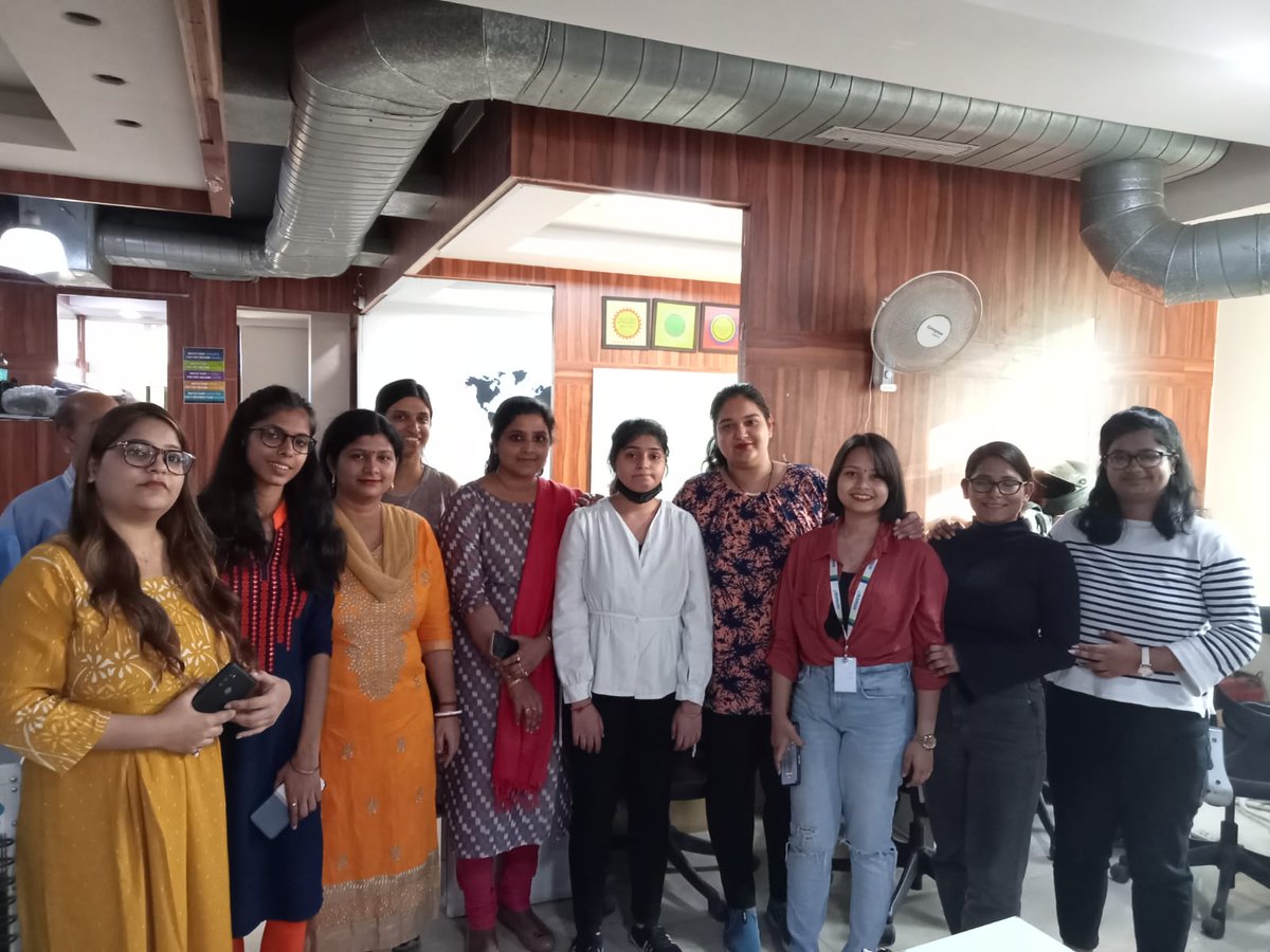 IsourseTech's tweet photo. Naari is not a creation...
Naari is the CREATOR!!!

#Isourse celebrated this Women's Day with great enthusiasm and zeal. All our male employees helped us in making this day special for all our female employees. 

#womensday2022 #womensdayspecial #womenempowement #officeculture https://t.co/QjzDqtiswa