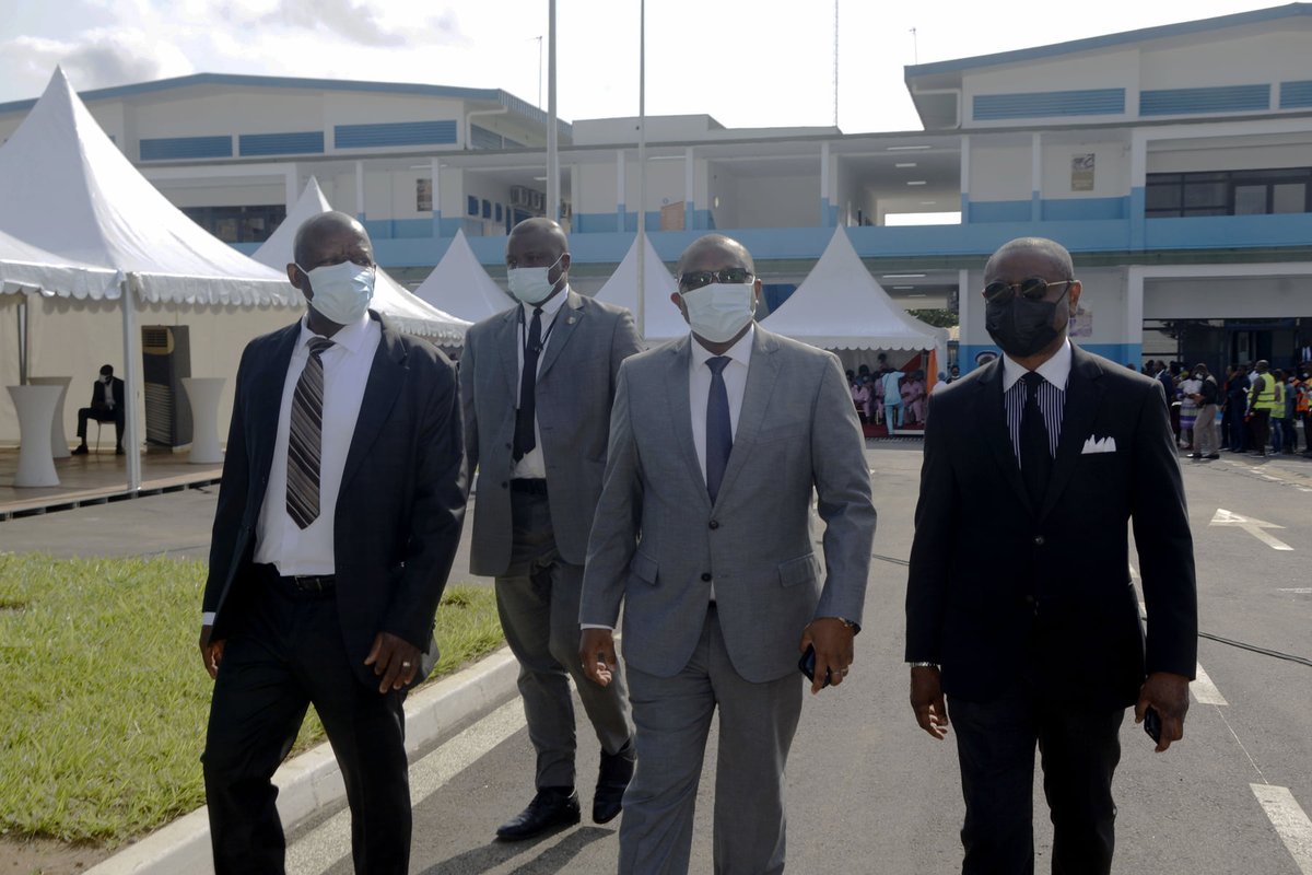 MINCOM_CI's tweet photo. Cérémonie d’inauguration de la première phase des locaux réhabilités de l'hôpital général de Yopougon-Attié, le lundi 7 mars 2022.
#Micomef🇨🇮 https://t.co/u0DyQwpjgn