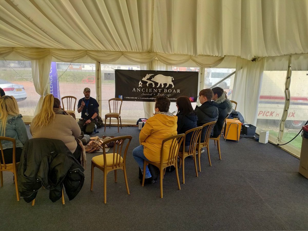 Bron Afon Community Create tweet media