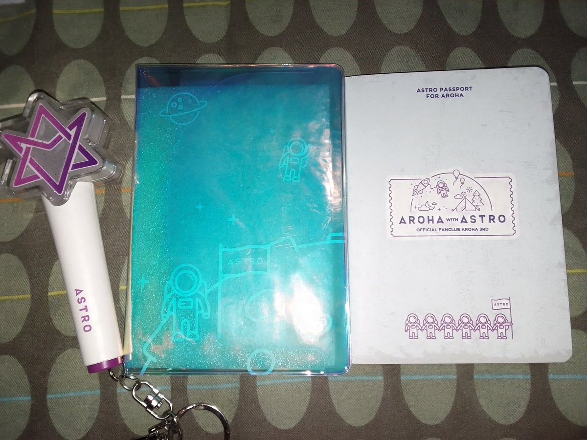 Astrobyeol2022's tweet photo. wts lfb ph Worldwide

astro Passport &amp; Passport case PSet

— ₱700.00
— payo / 1 day reservation
— mop: gcash &amp; Metrobank
— mod: JRS &amp; LBC Only
— dm to Buy 

WTS LFB
#Astro MJ JinJin Eunwoo Moonbin Rocky Sanha 

Help RT ❤️ https://t.co/Yd6gMlqGe0
