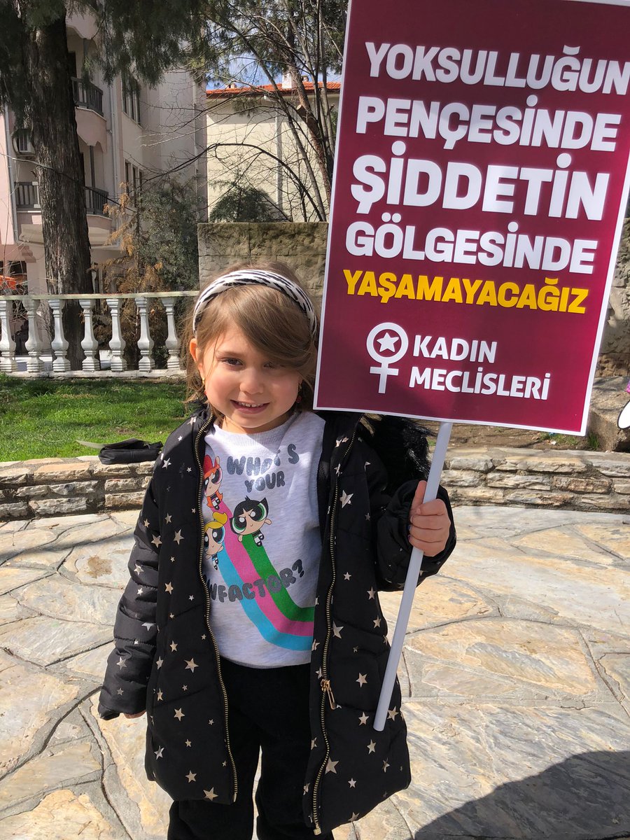 MuglaMeclisi's tweet photo. 8 Mart Dünya Kadınlar Günümüz Kutlu Olsun ✊💜

Her bir kadın ve lgbtiq+ asla yalnız yürüyecek! Mücadelemiz devam edecek! https://t.co/aDPrElzXgI