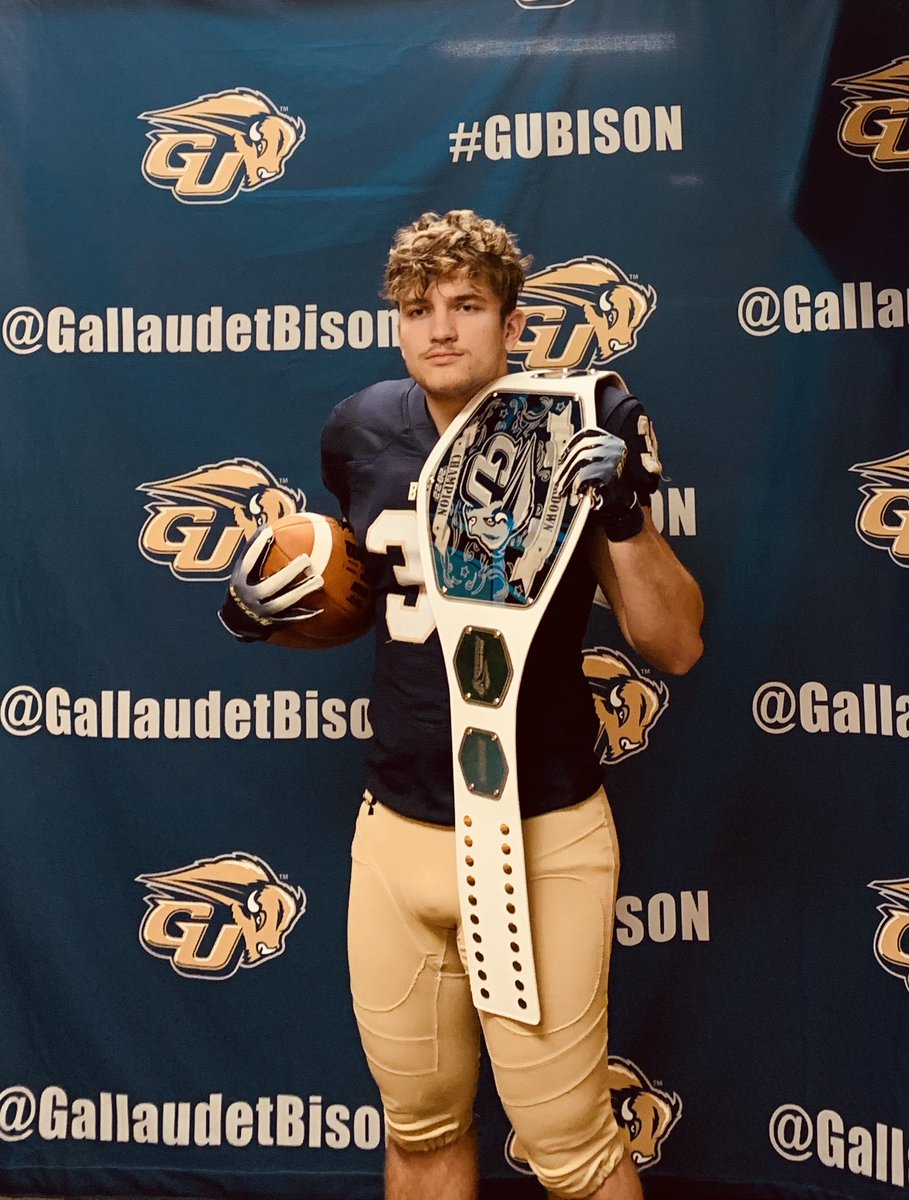 Price64Price's tweet photo. Dax made his official commitment last night! Super excited for him! @GallaudetBison @GallyCoachChuck @Jhett01779672 @plainview_hs @PlainviewFB @Plainview_Sport @ViewPlainview @jakeprice https://t.co/9sCiB4Urzj