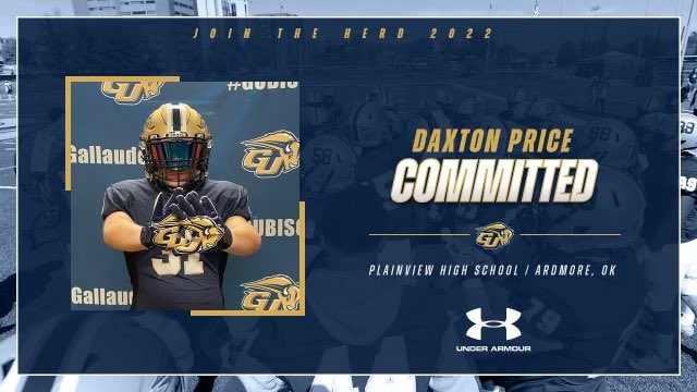 Price64Price's tweet photo. Dax made his official commitment last night! Super excited for him! @GallaudetBison @GallyCoachChuck @Jhett01779672 @plainview_hs @PlainviewFB @Plainview_Sport @ViewPlainview @jakeprice https://t.co/9sCiB4Urzj
