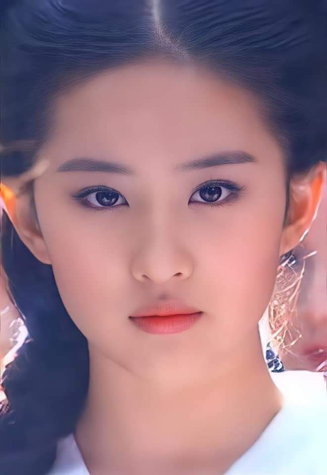 Esrissa1's tweet photo. ใบหน้าอันงดงามของ Liu yifei https://t.co/UZzskSjTbR