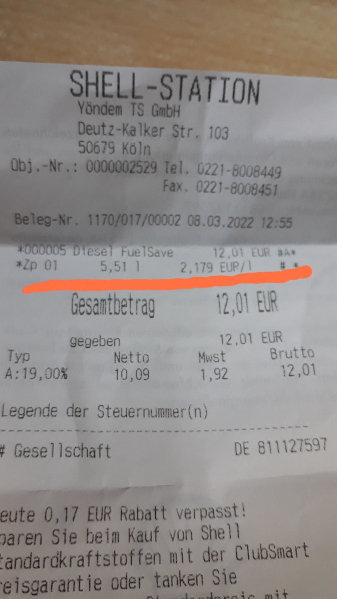 irisimchaos's tweet photo. Mal gerade soviel getankt das ich vom TA nach Hause und nachher noch füttern fahren kann. Wenn das so weiter geht Frage ich mich wie ich künftig noch Tierschutz machen soll, wo ich ja auf das Auto angewiesen bin. Ich habe schon in den letzten Jahren alles eingeschränkt was geht https://t.co/DSqTo6PdVK