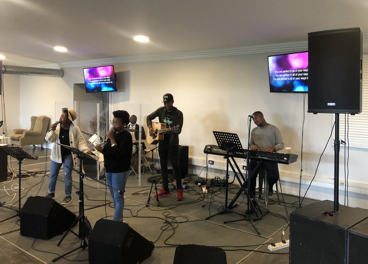 GodFirst_Braam's tweet photo. Neighbourhoods and nations get and keep God first in their lives. #GFbraam https://t.co/weGVZ0tQ3R