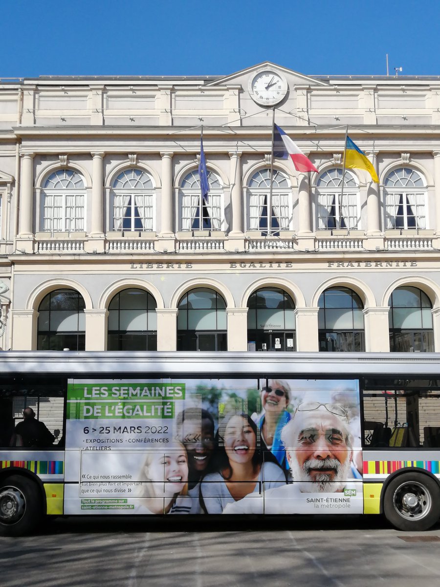 [Recrutement] #conductrice #conducteur #apprentissage
On vous attends Place de l'Hôtel de Ville au bus de l'égalité jusqu'à 17h !

Posez-nous directement vos questions sur les métiers de conducteur, conductrice de bus. 😊

 + d'infos et candidature :
➡️ recrutement-stas.fr/emplois/exploi…