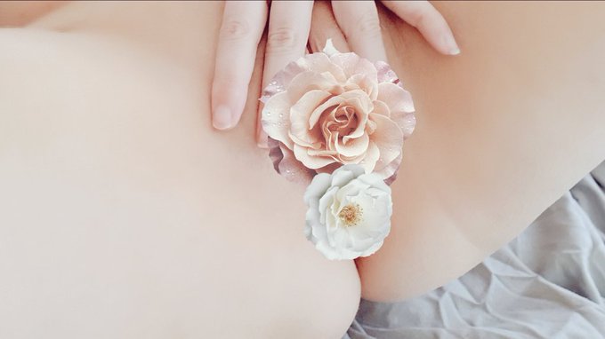 🌸  🔞 https://t.co/x6e1sMwzpH https://t.co/fUrbtstwOB
