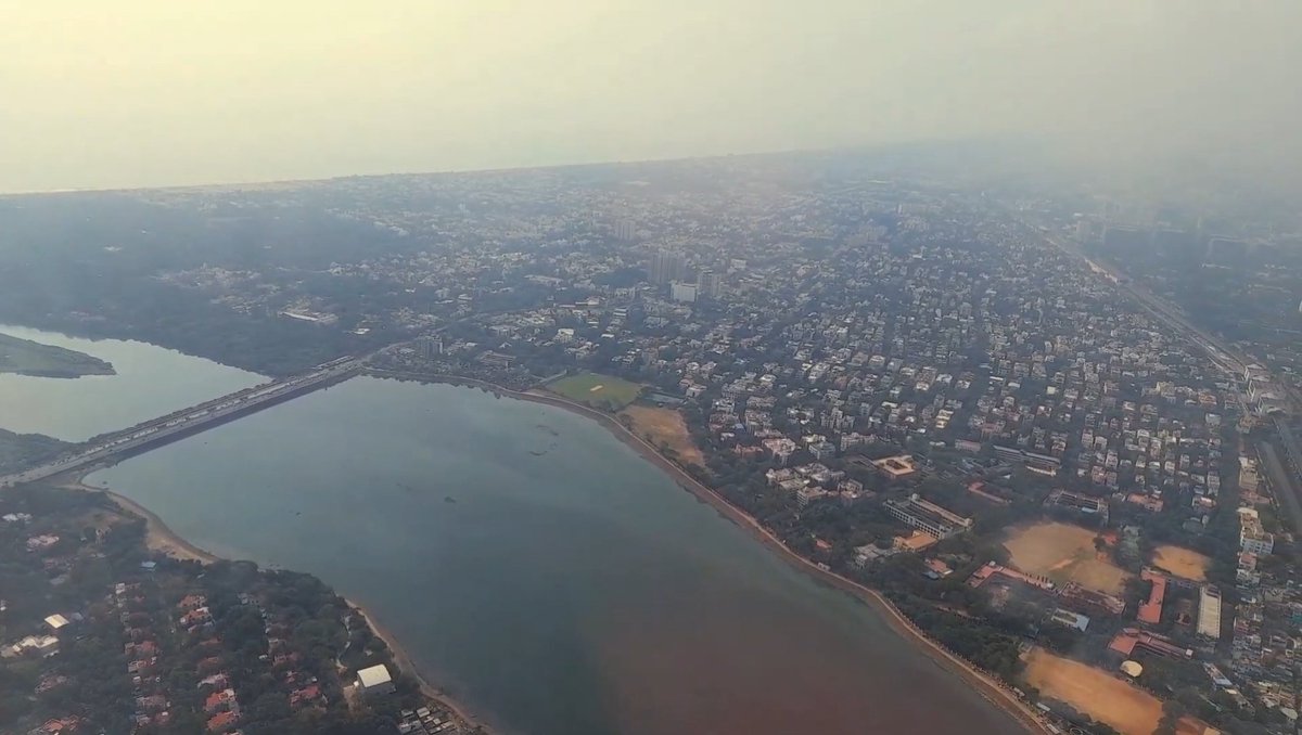 UpdatesChennai's tweet photo. Adyar River Beautification Project. One can see the newly created bunds from Kotturpuram to Thiruvika Bridge. Planting of saplings are also taking place. The stretch will soon get parks, hockey ground, walking tracks &amp; other facilities.. #Chennai #Infra https://t.co/fR2JkWu0xb