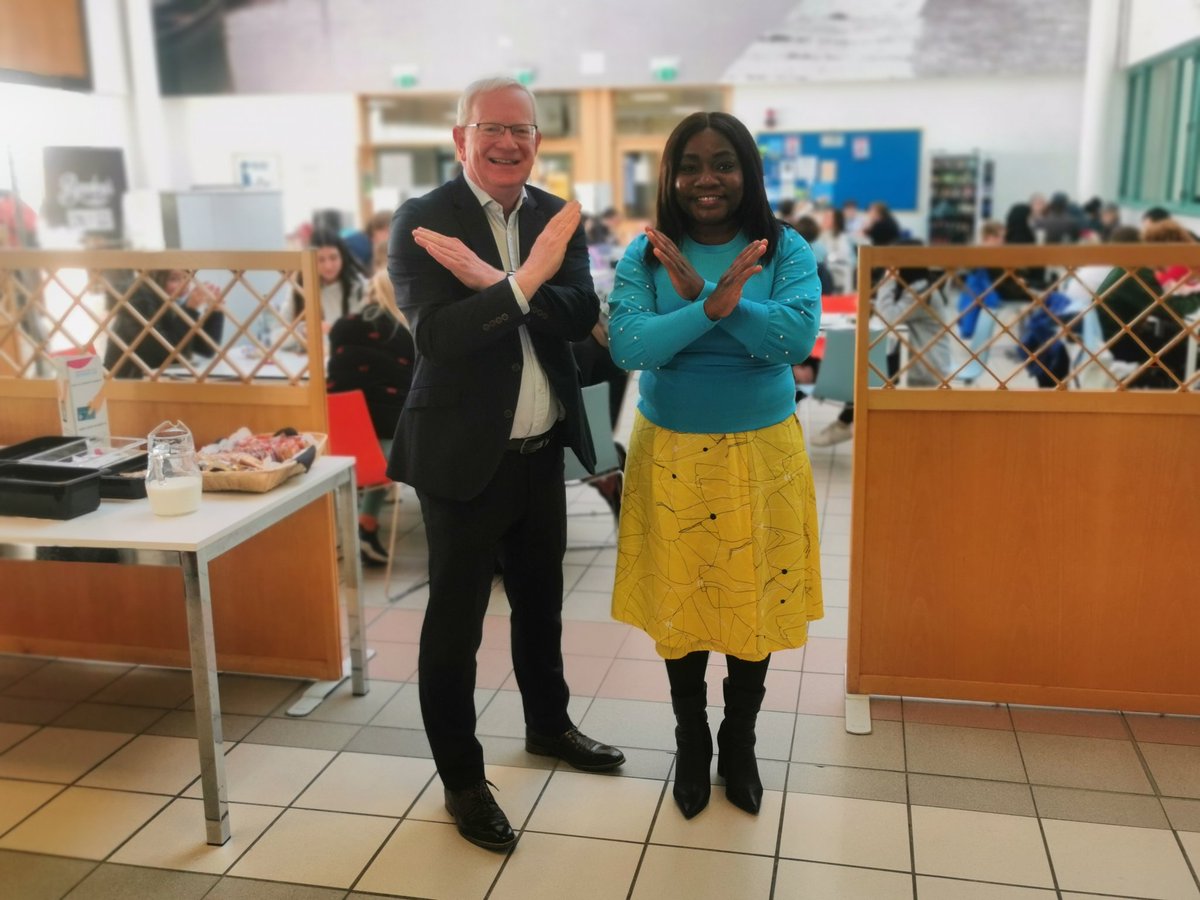 TUS President Professor Vincent Cunnane and Mayor of Longford Municipal District Uruemu Adejinmi (@Raemmu) striking the #BreakTheBias pose in support of International Women's Day (#IWD2022)