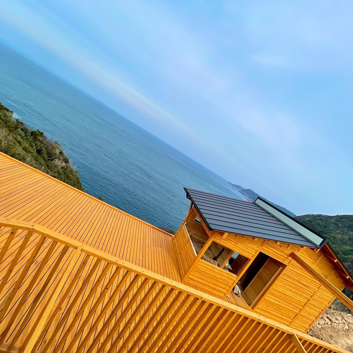 sohideaki's tweet photo. 松島グランピング「ON THE CLIFF」のテントが明日到着しますー！！

1日1組限定のプレミアムグランピング施設。

残り8日！クラウドファンディングに挑戦中です🔥

https://t.co/ZevH7ttzcV

#CAMPFIRE #グランピング #グランピングリゾート #クラウドファンディング ＃キャンプ #glamping #camping https://t.co/qO9dyKNilM