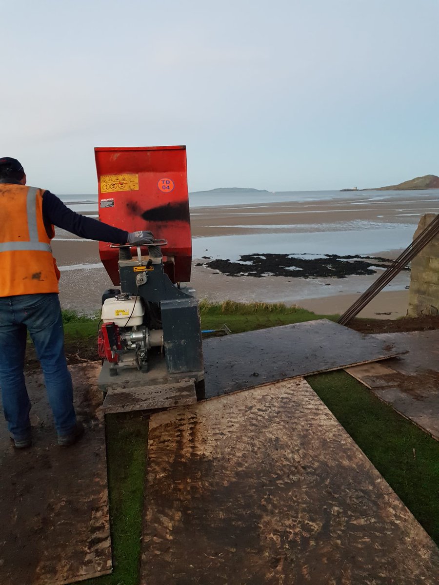 In our line of work every day is different and you are never sure where you might end up on any given day.... Whatever your project contact us to discuss! 
☎01 554 3934
📲 0877527047 
📧 info@mckireland.com 
#ThursdayThrowback #whataview #ireland #mckminimix
