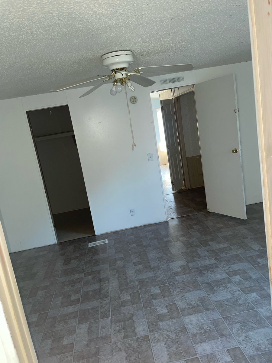 JayMcDowell16's tweet photo. Anybody looking for a spot to rent ?
Have this nice 3bed 2bath Trailer in Franklinton, La https://t.co/rvtgtgmDf4