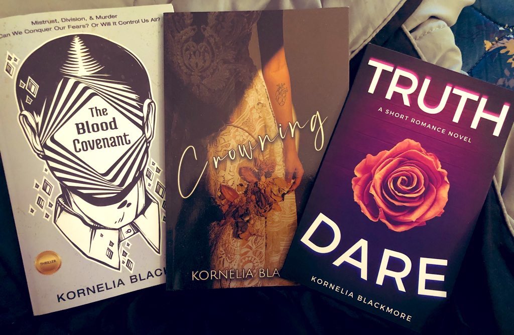 thastargoddess's tweet photo. Here’s all the links to stuff; the books (where to buy &amp; read for free), the audiobooks &amp; some other cool stuff 💖

Books to Buy- https://t.co/TY51vZwbdO

Books to Read (Free)- https://t.co/MGg8WumKO0 

Free Audiobook- https://t.co/ZSAzKFnzN2

#WritingCommunity #ReaderCommunity https://t.co/lwnuPwhLBc
