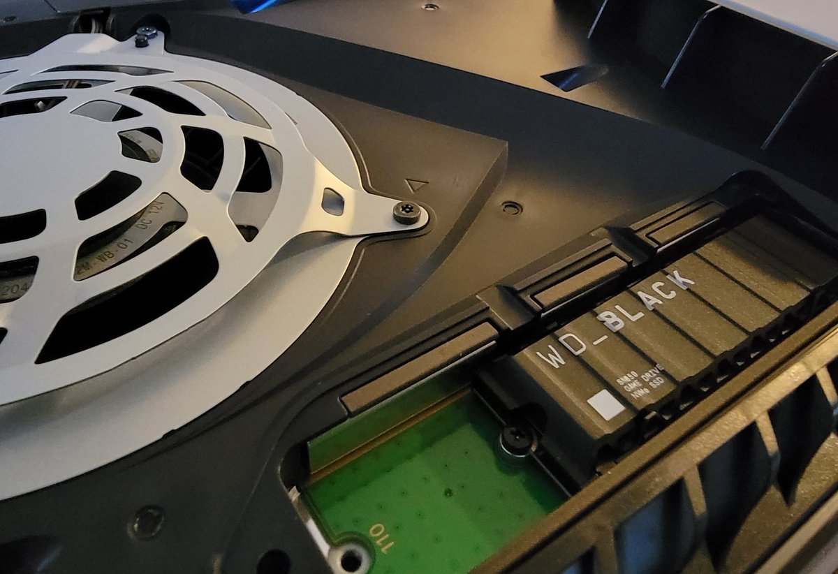 PrimeAddonexus's tweet image. With all the awesome new games, my #PS5 was getting a bit full... this little upgrade has been amazing.