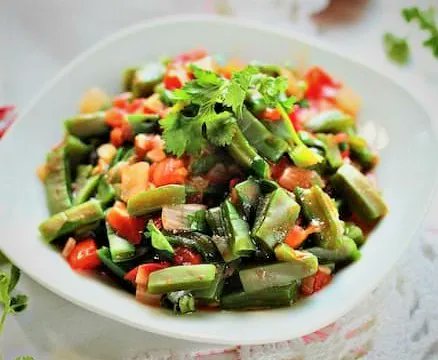Steepletown's tweet photo. @Tastewestsidegr El Granjero Mexican Grill is back again by popular demand.  Mercedes and her team are bringing their authentic Mexican tastes, serving Cactus Salad and Pollo Poblano, which is a chicken breast seasoned with onions and sliced poblano peppers. https://t.co/E0mR5g3GwV