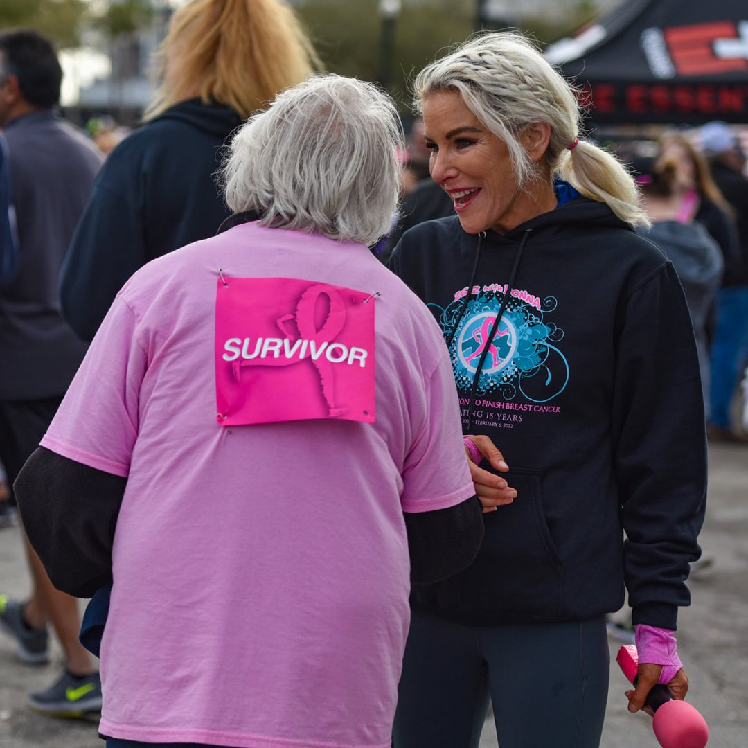 262withDonna's tweet photo. Survivorship begins at diagnosis and continues for a lifetime – as families learn to live with and beyond breast cancer. Your support of The DONNA Foundation allows us to provide survivors and their families resources, and a sense of community. 💕 #DONNATogether https://t.co/L1AMBUzw3n