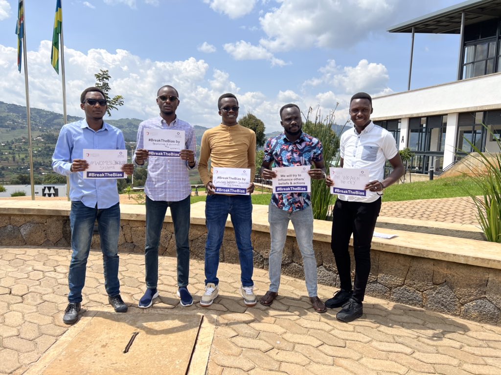 GSRH_Club_UGHE's tweet photo. Breaking the Bias is everyone’s responsibility. We are proud to have Men who are advocate of Women’s rights and actively #BreakingTheBias  
#BreakTheBias 
@ughe_org @TMoges @TsionYohannes @agnesbinagwaho https://t.co/YTBXzfqaRN