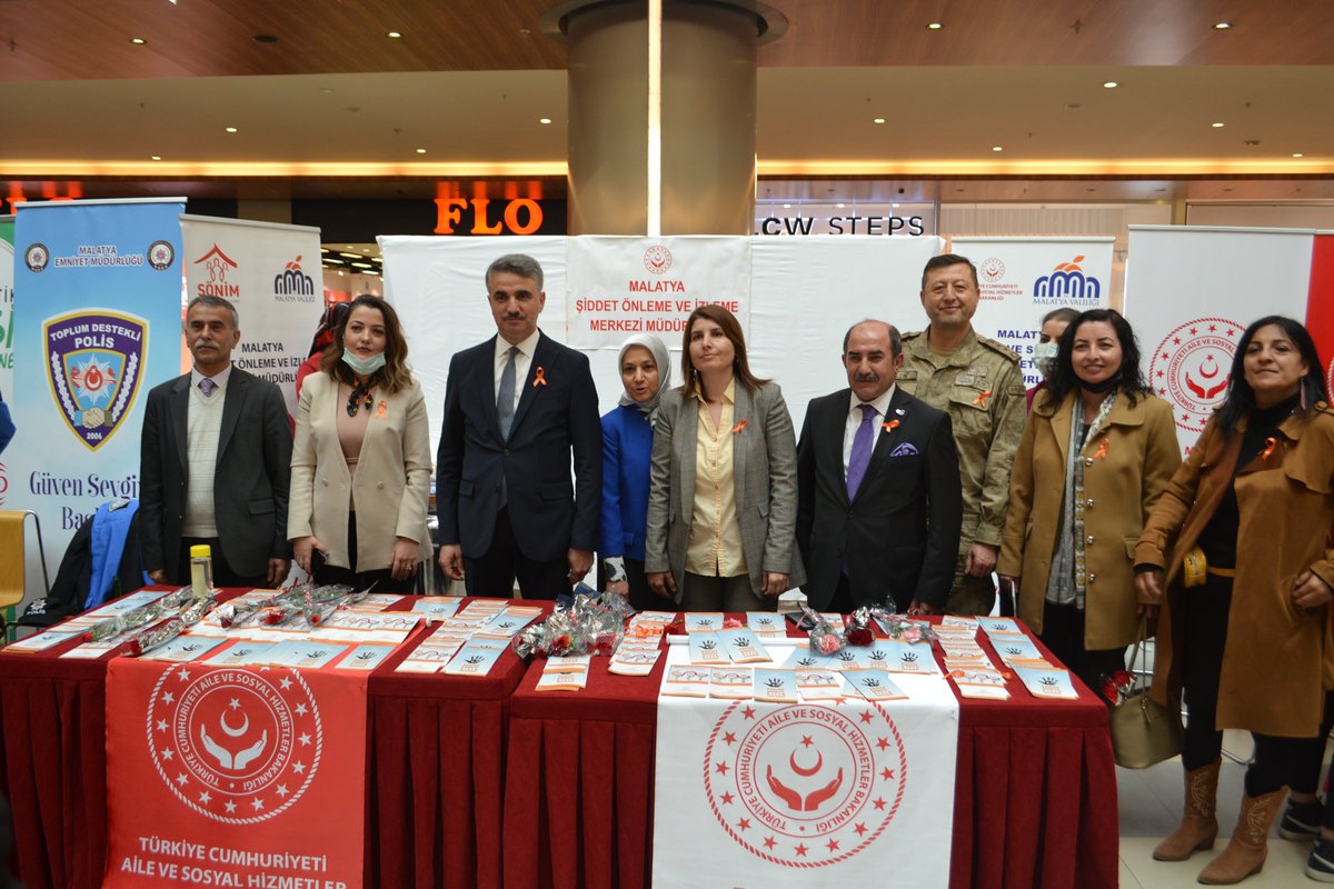 Malatya Aile ve Sosyal Hizmetler İl Müdürlüğü (@malatya_ashm) on Twitter photo 8 Mart Dünya Kadınlar Günü İl Müdürlüğümüz tarafından çeşitli etkinliklerle kutlandı.
aile.gov.tr/malatya/haberl…
<a href="/24Galip/">Galip SÖKMEN</a>
<a href="/tcailesosyal/">T.C. Aile ve Sosyal Hizmetler Bakanlığı</a>
<a href="/deryayanikashb/">Derya Yanık</a> 8 Mart Dünya Kadınlar Günü İl Müdürlüğümüz tarafından çeşitli etkinliklerle kutlandı.
aile.gov.tr/malatya/haberl…
<a href="/24Galip/">Galip SÖKMEN</a>
<a href="/tcailesosyal/">T.C. Aile ve Sosyal Hizmetler Bakanlığı</a>
<a href="/deryayanikashb/">Derya Yanık</a>