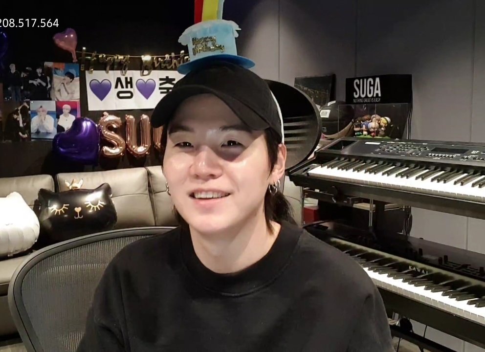 SpringDday7's tweet image. Happy Birthday Yoongi♡🎂 I love you.🦋