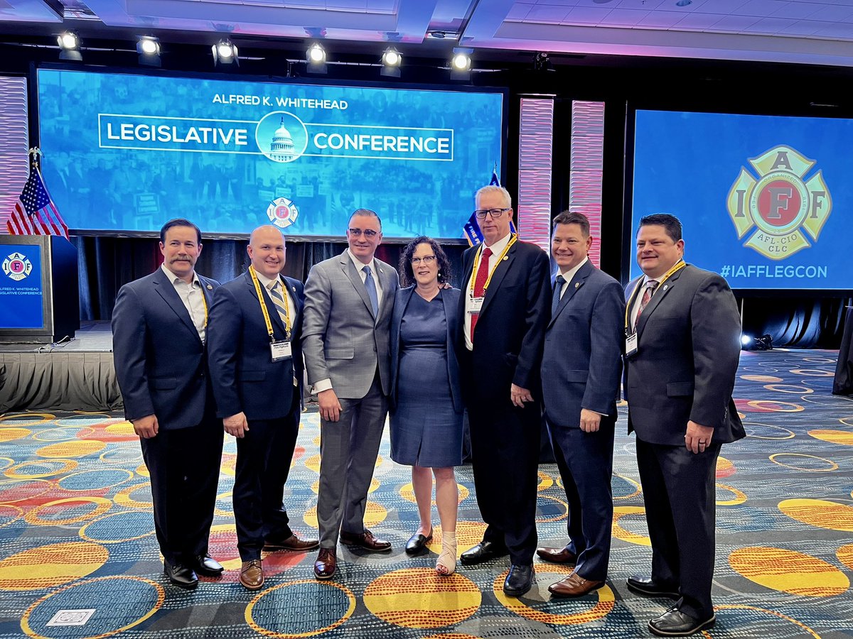 ORfirefighters's tweet photo. Oregon Firefighters are honored to have OR 4th District Candidate @ValHoyle join us and @IAFFPresident for the IAFF Congressional Breakfast at legislative conference in Washington DC. @IAFFNewsDesk @IAFF9th #iaff #osffc https://t.co/t3R8YLToru