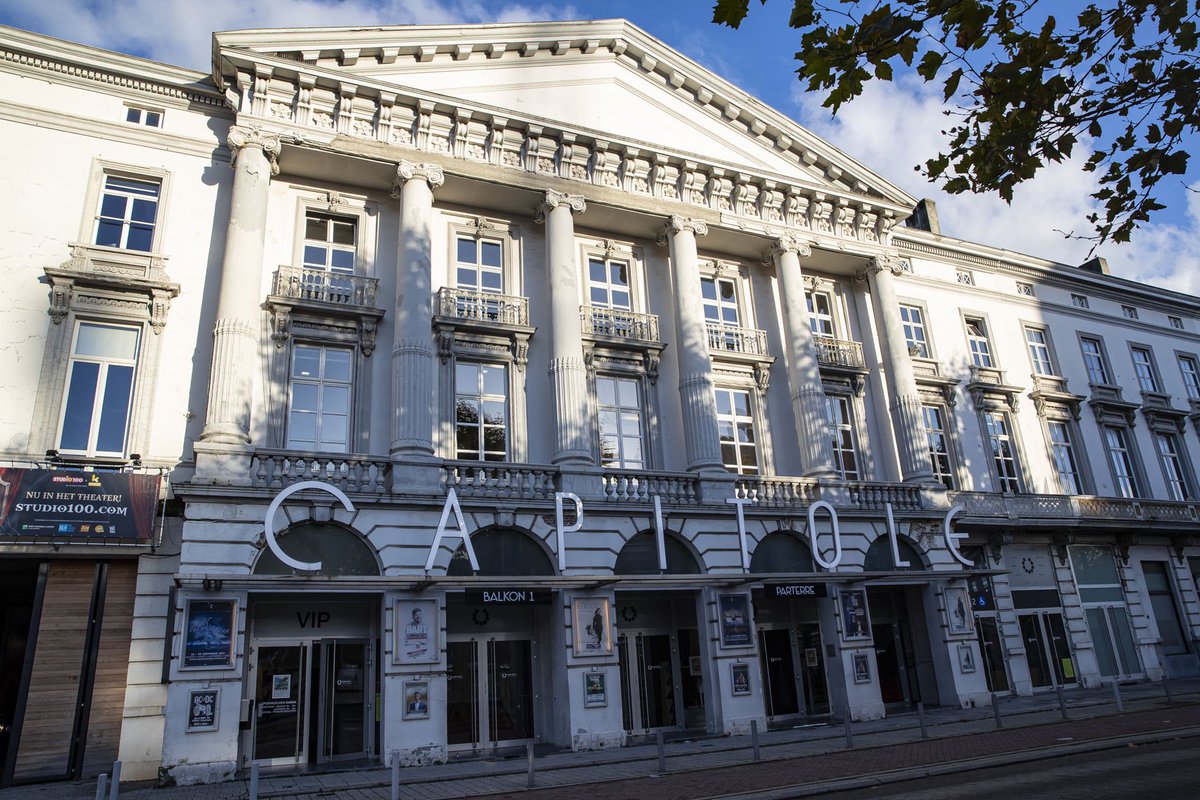 Robelighting's tweet photo. The Capitole Theatre in Ghent, Belgium has installed @Robelighting #T1profile LED luminaires supplied by rental specialist L&L Stage Services for key lighting & specials in a purchase overseen by the venue’s technical manager Rui Pinto.
#robelighting #newrobegear #llstageservice https://t.co/PDdINCW2SE