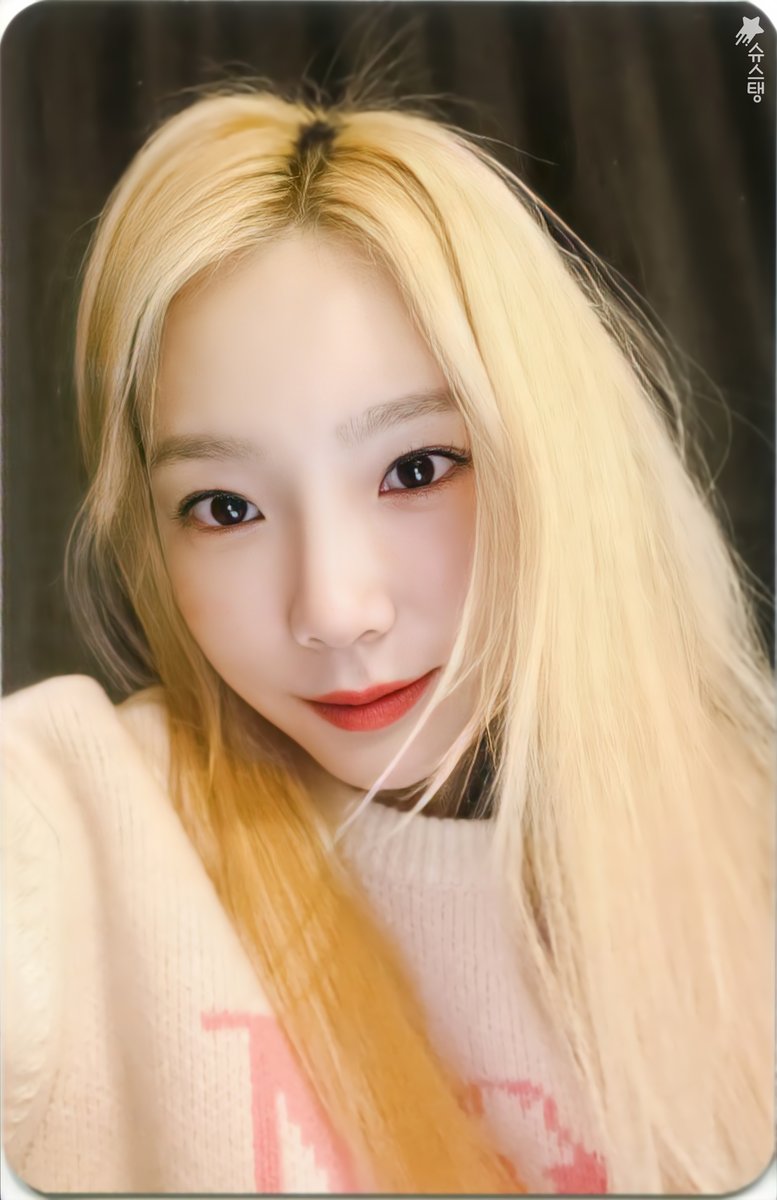 SStaeng9's tweet photo. 가장 좋아하는 INVU 포카 3장 스캔
#태연이가_생각나는_그런날 
태연아 생일 축하해🥳🎁🎉🎂
#IrreplaceableTaeyeonDay
#태연 #Taeyeon https://t.co/xYG9Uvjuim
