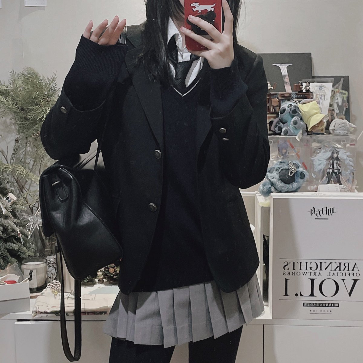 Nebuula1's tweet photo. All-Black 🖤Jk？ https://t.co/3vsxPL5hzE