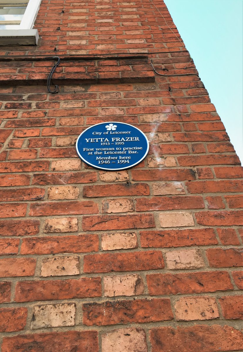 It was a pleasure celebrating #InternationalWomensDay with @2NewStreet by assisting with the installation of their blue plaque, recognising the achievements of Yetta Frazer

#IWD2022 #visitleicester @Leicester_News @leicestersroots