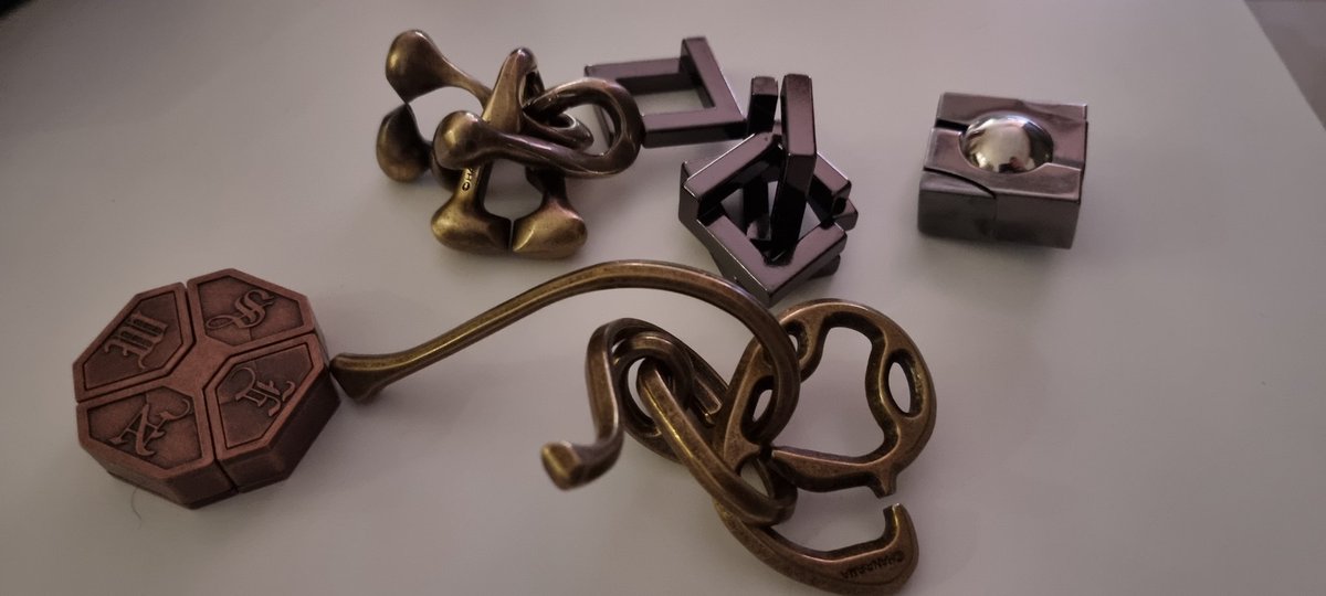 Aqw_Zert's tweet photo. That's how I'm relaxing the last couple of weeks. Far from laptop. Far from Twitter. Far from bad news. #puzzles #headache #irl ... https://t.co/8VpGHNfujO