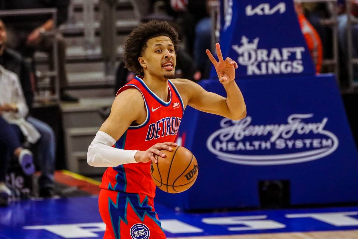 FanDuelSN_DET's tweet photo. Cade has been cookin' in March ♨️

➖ 22.5 PPG
➖ 9.0 RPG
➖ 5.8 APG
➖ 1.3 SPG

#Pistons https://t.co/eRk8SBAWZ1
